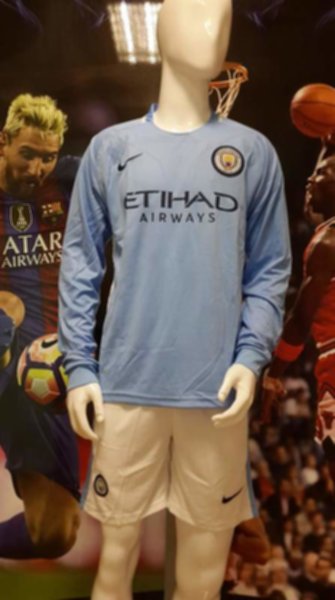 форма Manchester City  длинный рукав  2017-2018