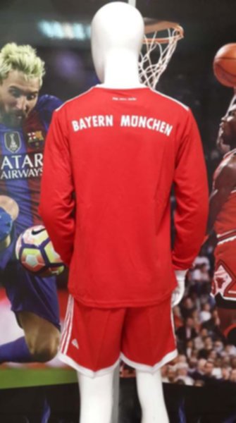 форма Bayern Munchen  длинный рукав  2017-2018