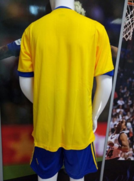 форма Juventus   2017-2018  гостевая