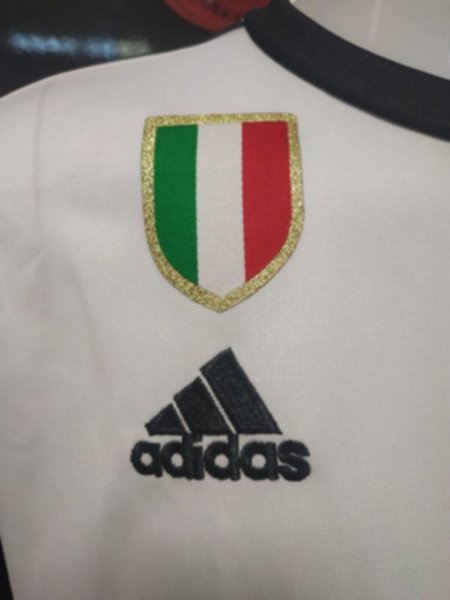форма Juventus №10 Dybala  2019-2020  домашняя  Лига Чемпионов  полиэстер 100%