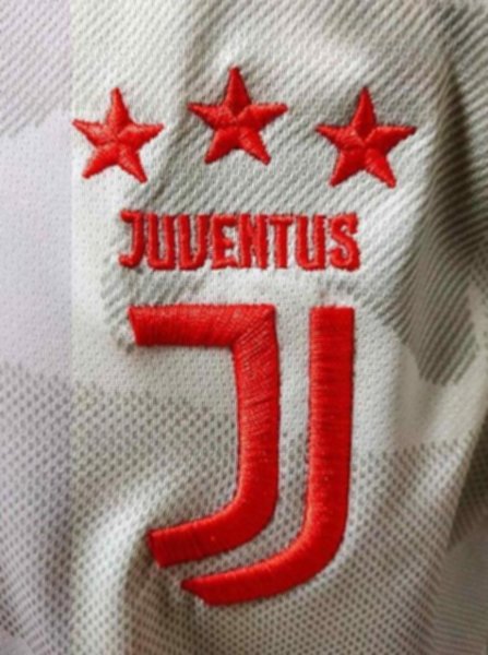 форма Juventus  длинный рукав   №7 RONALDO  2019-2020  гостевая  Лига Чемпионов