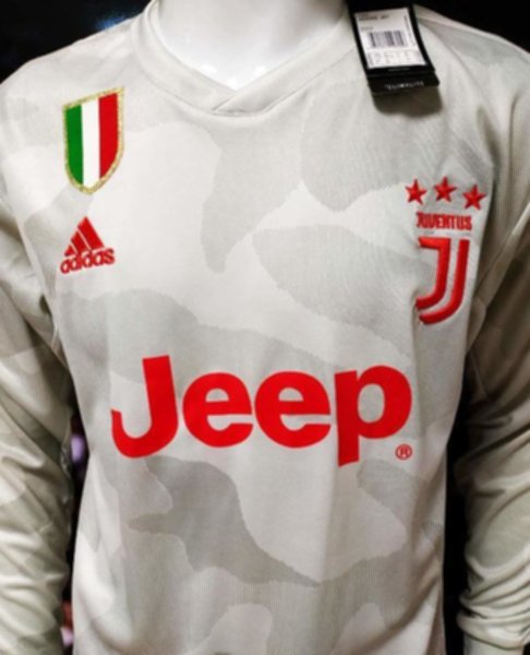 форма Juventus  длинный рукав   №7 RONALDO  2019-2020  гостевая  Лига Чемпионов