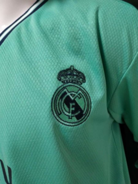 форма Real Madrid  длинный рукав  2019-2020  резервная  Лига Чемпионов  полиэстер 100%