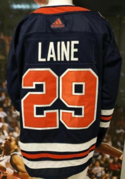 свитер хоккейный Winnipeg Jets №29 LAINE  adidas