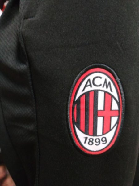 спортивный костюм AC Milan  2019
