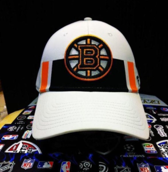 бейсболка Boston Bruins