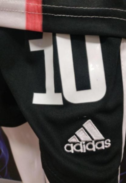 форма Juventus детская №10 Dybala  длинный рукав  2019-2020  домашняя  Лига Чемпионов  полиэстер 100%