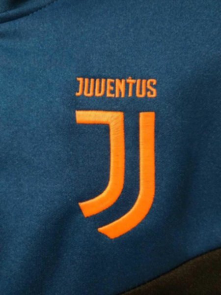 мастерка Juventus (2019-2020)