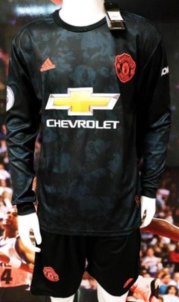 форма Manchester United  длинный рукав  2019-20  резервная