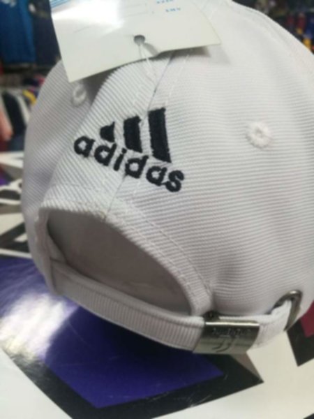 бейсболка Juventus