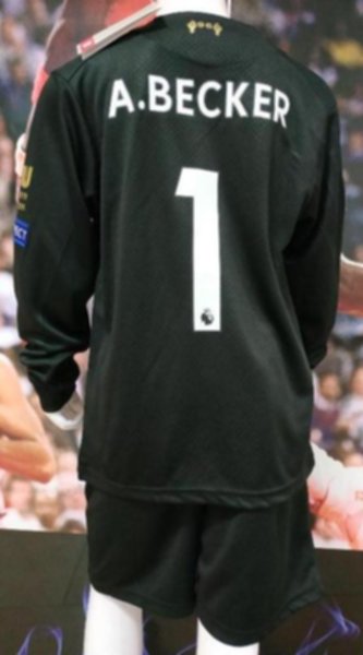 форма детская вратарская Liverpool №1 BECKER  2019-2020  домашняя  Лига Чемпионов  полиэстер 100%