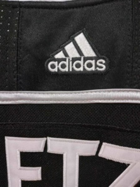 свитер хоккейный Los Angeles Kings №99 GRETZKY  adidas