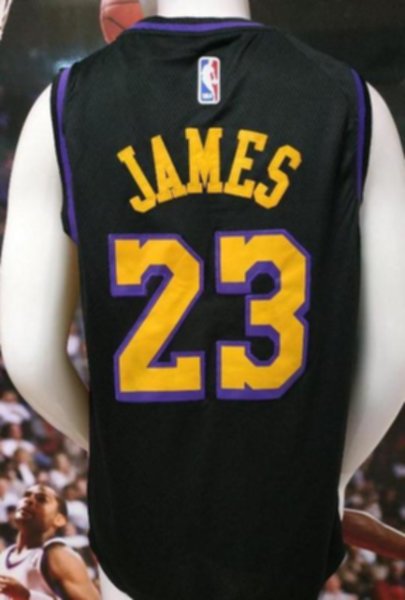 майка баскетбольная Los Angeles Lakers №23 JAMES   nike 