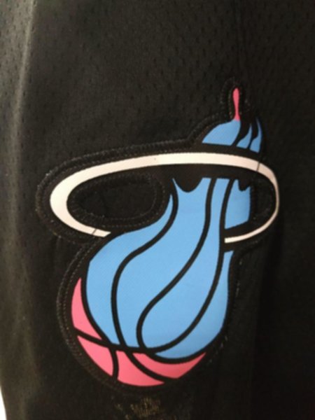 трусы баскетбольные Miami Heat  nike