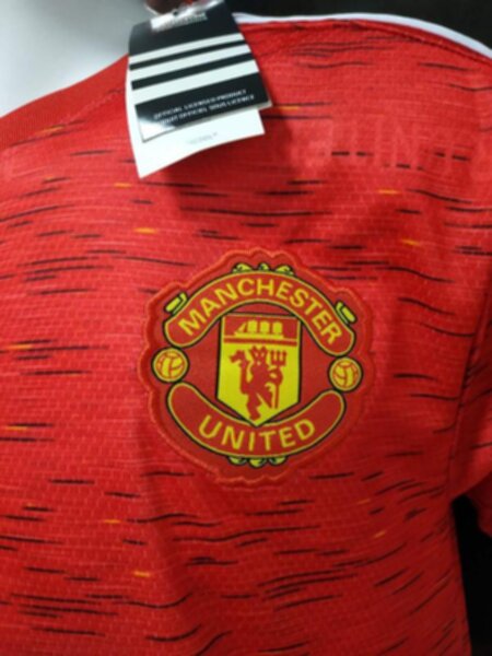 форма Manchester United  2020-2021  домашняя
