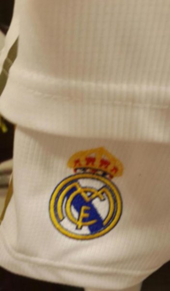 форма детская длинный рукав Real Madrid(домашняя)(2019-2020)(Лига Чемпионов)полиэстер 100%