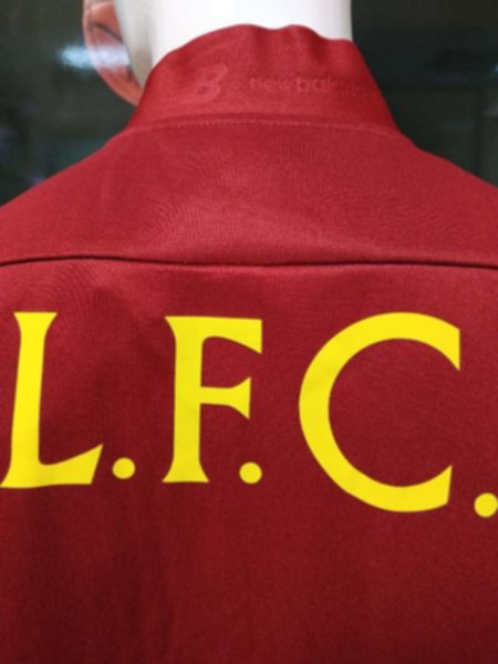 спортивный костюм Liverpool  2019-2020 полиэстер 100%