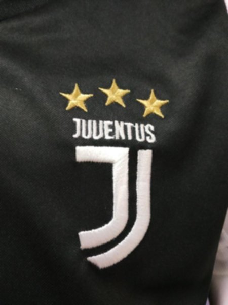форма Juventus детская №10 Dybala  2019-2020  домашняя  Лига Чемпионов  полиэстер 100%
