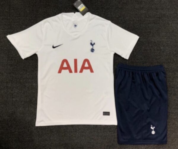 форма Tottenham   2021-2022  домашняя