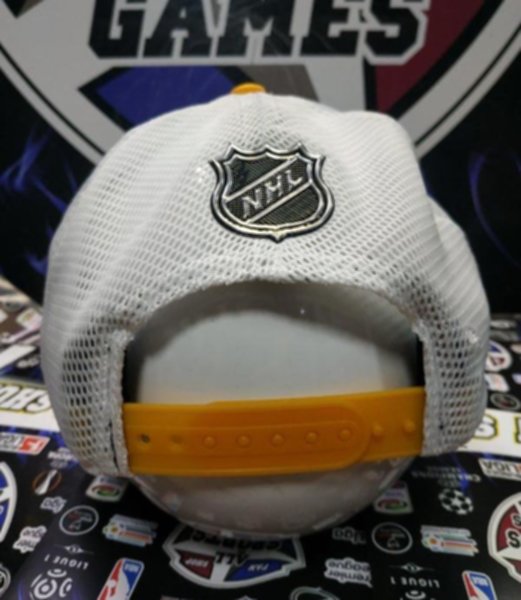бейсболка Boston Bruins