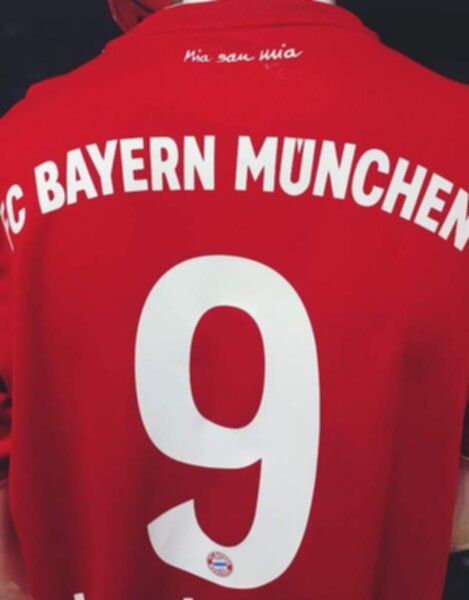 форма  Bayern Munchen №9 LEWANDOVSKI 2020-2021
