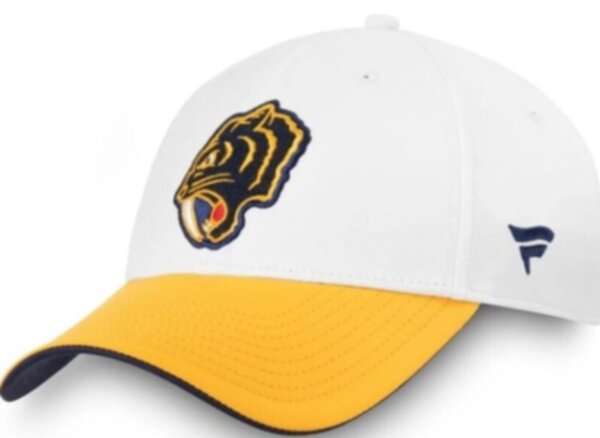 бейсболка Nashville Predators