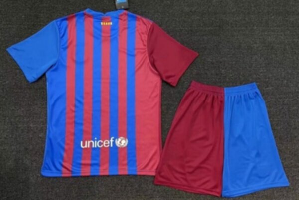 форма детская Barcelona  2021-2022  домашняя