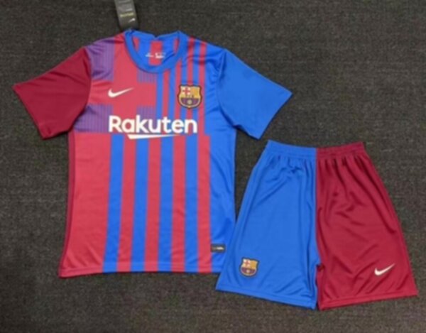форма детская Barcelona  2021-2022  домашняя