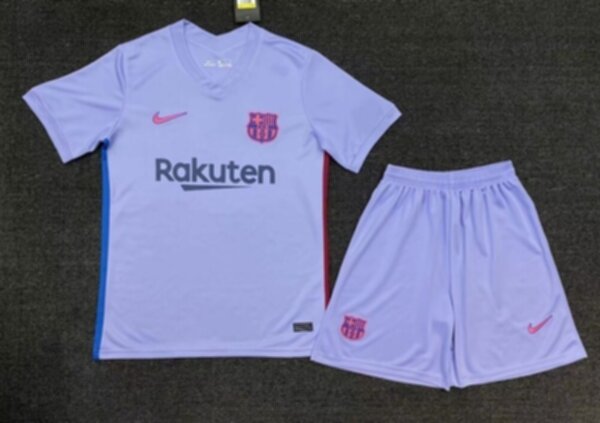 форма Barcelona   2021-2022  гостевая