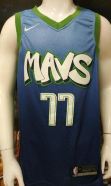 майка баскетбольная Dallas Mavericks №77 DONCIC  nike