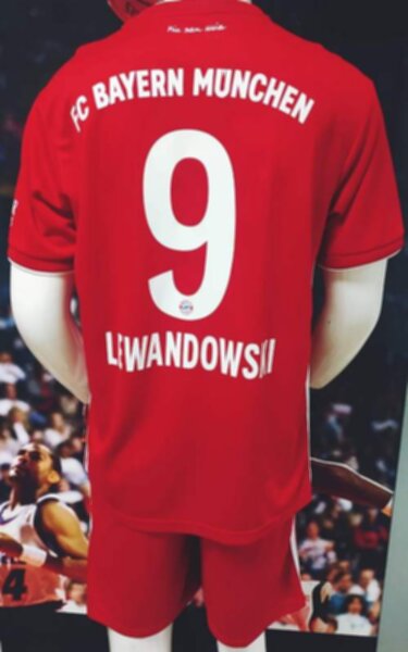форма  Bayern Munchen №9 LEWANDOVSKI 2020-2021