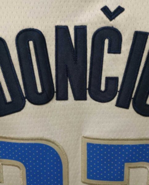 майка баскетбольная Dallas Mavericks №77 DONCIC  nike