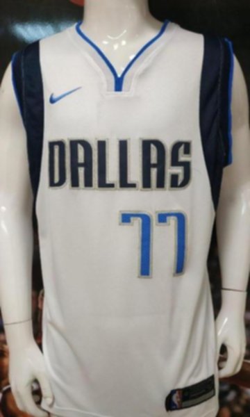 майка баскетбольная Dallas Mavericks №77 DONCIC  nike