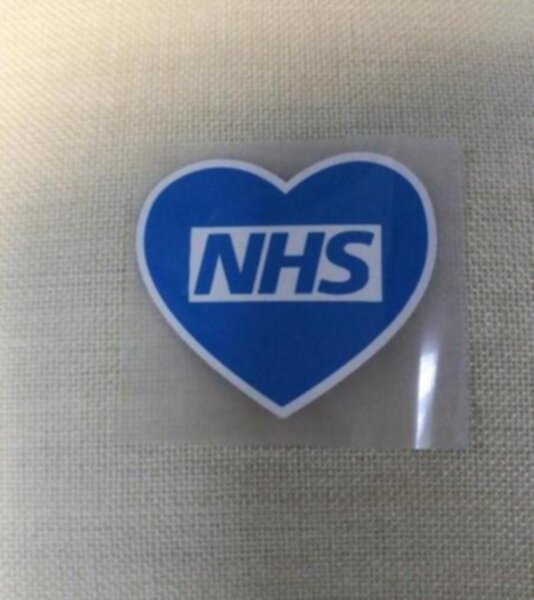 термонаклейка  NHS (7см х 6,7см)