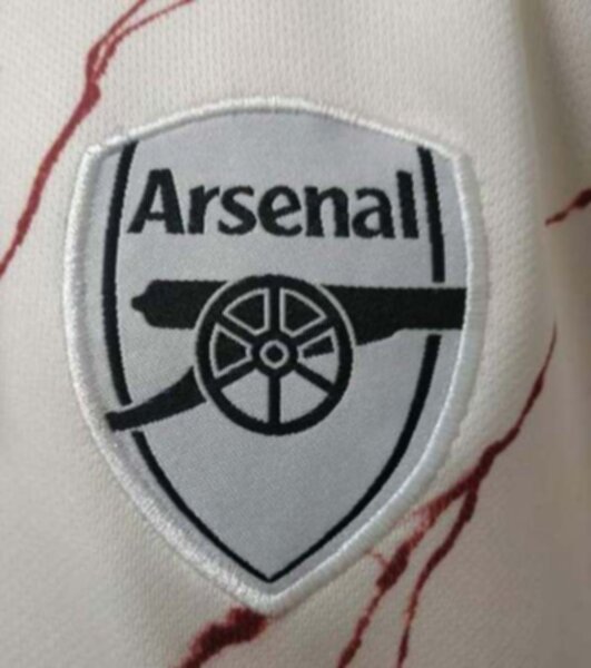 форма Arsenal  длинный рукав 2020-2021 гостевая  полиэстер 100%