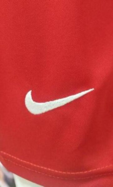 форма Liverpool  длинный рукав  2020-2021  домашняя