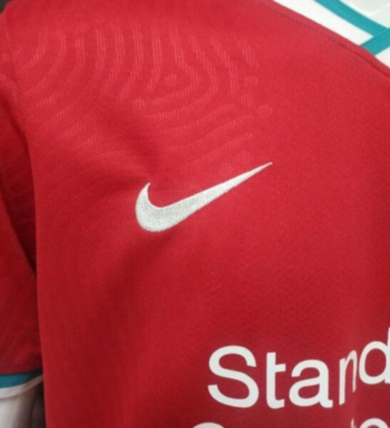 форма Liverpool   2020-2021  домашняя