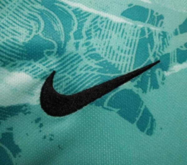 форма Liverpool длинный рукав 2020-2021 гостевая 