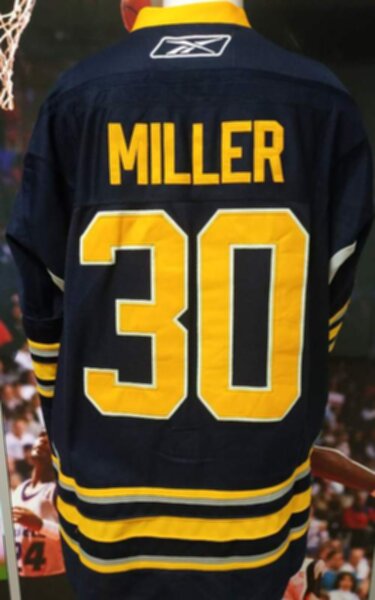 свитер хоккейный Buffalo Sabres №30 MILLER