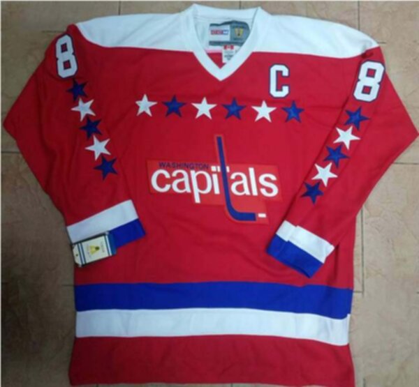 свитер хоккейный Washington Capitals №8 OVECHKIN