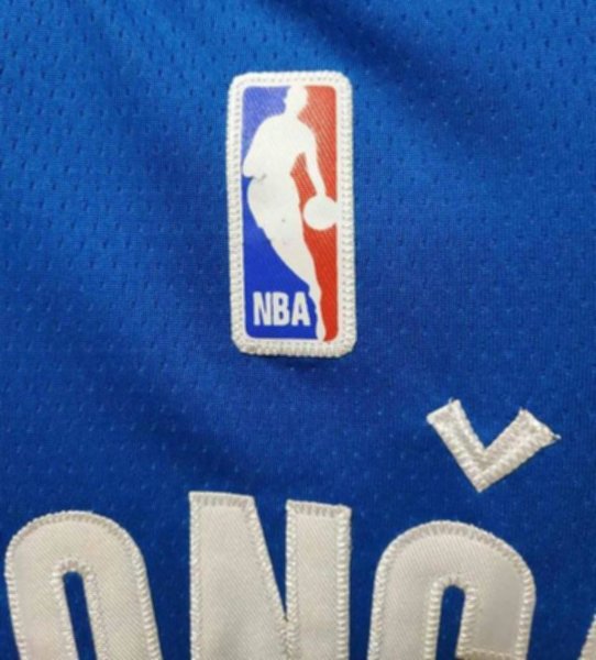 майка баскетбольная Dallas Mavericks №77 DONCIC  nike