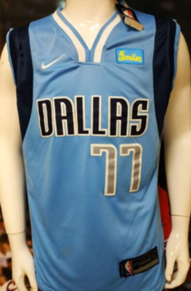 майка баскетбольная Dallas Mavericks №77 DONCIC  nike