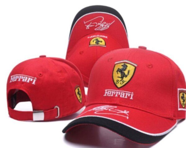 бейсболка Ferrari
