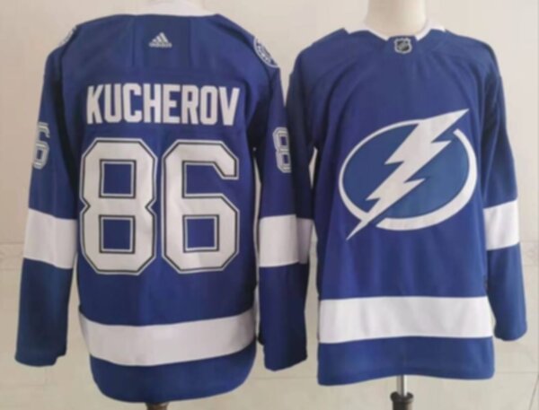 свитер хоккейный Tampa Bay Lightning №86 KUCHEROV adidas