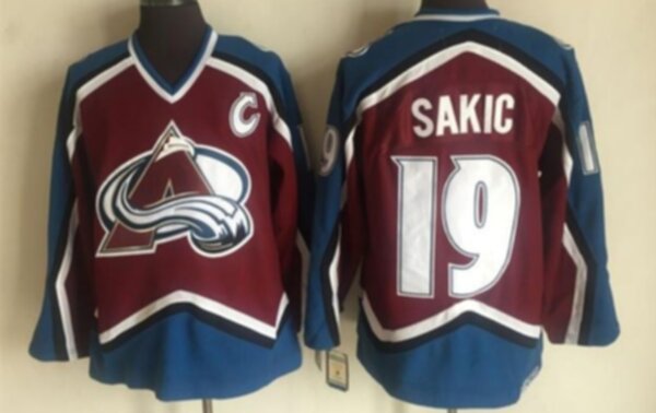 свитер хоккейный Colorado Avalanche №19 SAKIC adidas