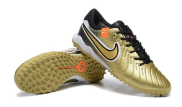 бампы Nike Tiempo Legend 10 Soccer Cleats