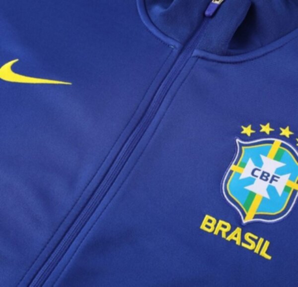 спортивный костюм сборной Бразилии  2023-2024 Nike,полиэстер 100%