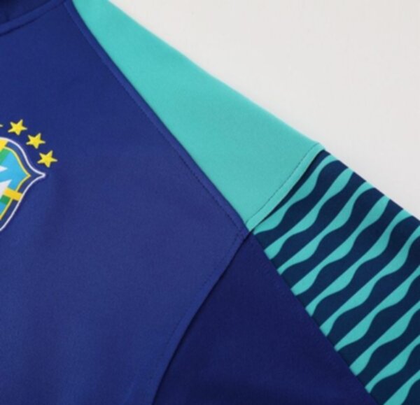 спортивный костюм сборной Бразилии  2023-2024 Nike,полиэстер 100%