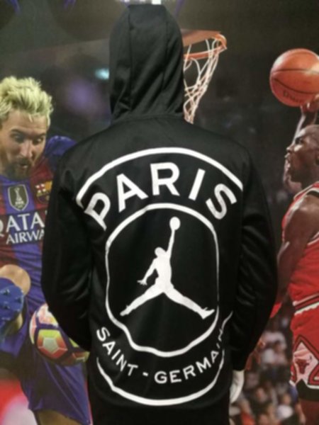 костюм спортивный  Paris SG  Jordan   2018-2019  полиэстер 100%