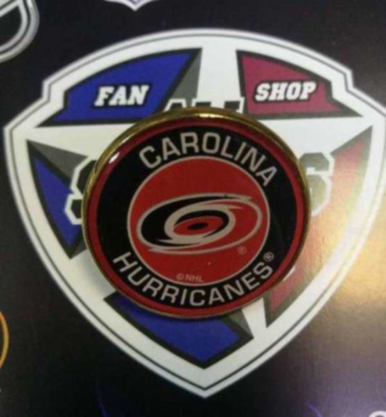 значок Carolina Hurricanes  №0791  2,5см